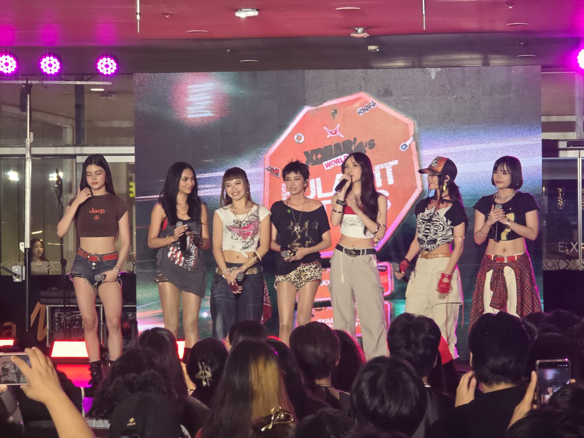 _HelloLuna_'s tweet photo. Sooo proud of my girls! Nabingi ako ako sa hiyawan meyged!😅 Dasssurv niyo ang cheers namin!🫶🏼

PULL UP TO AYALA 30TH
#XONARA #PULA
#Xonara_Pula
#XONARAPula https://t.co/Y6jGkcurv2