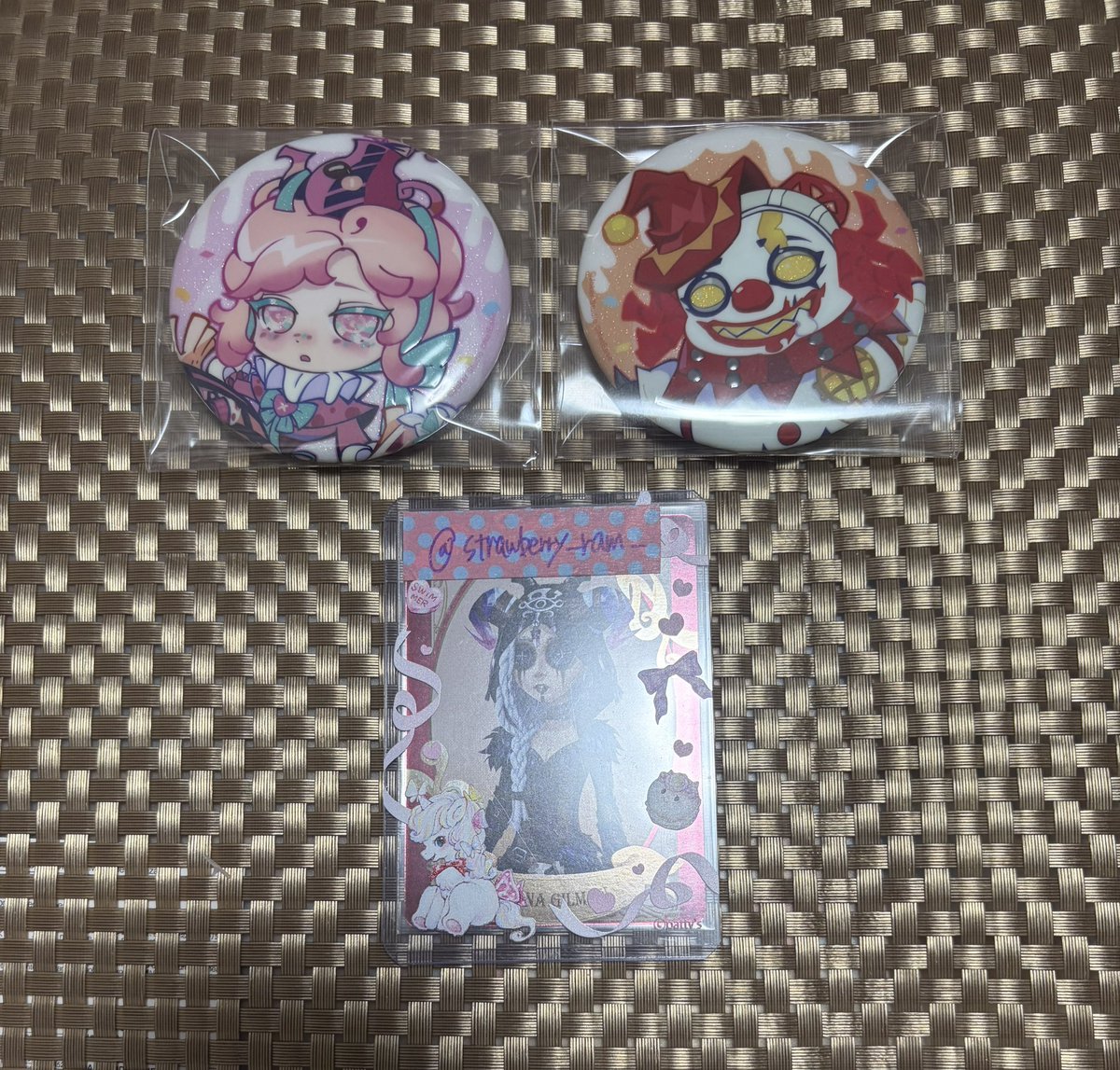 strawberry_ram_'s tweet photo. 【交換/譲渡】第五人格 candycrush スイーツシリーズ 中国 中華 缶バッジ 缶バ 交換
譲：気象学者、道化師 各1
求：同種「囚人」
異種祭司・「囚人」・「レディ・ファウロ」・極楽湯女王蜂等身グッズ
1つ550円＋送料

郵送のみ📮
気象学者の譲渡は道化師も纏めてでお願いします。 https://t.co/79D6qagOR4