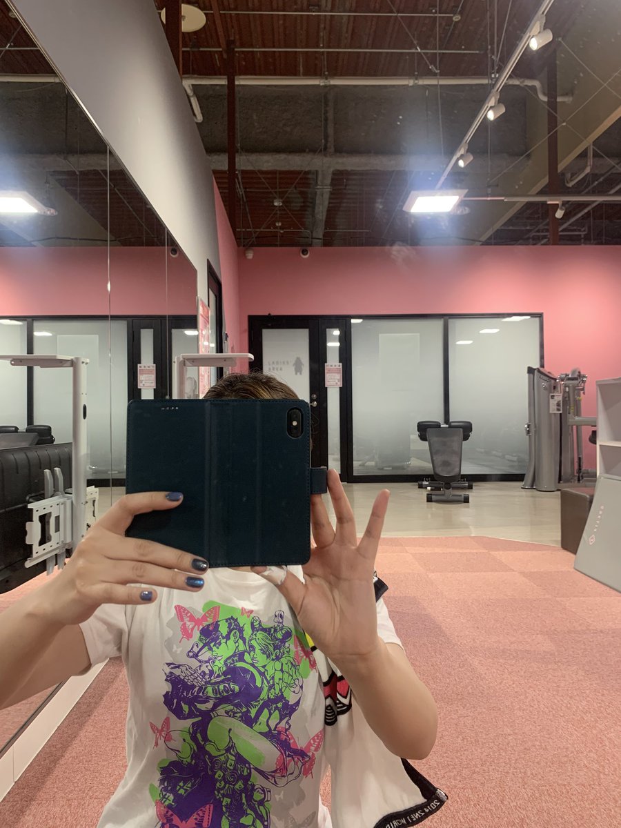 one1_vip's tweet photo. オラ親子J0Tシャツ着て運動ッ🤸 https://t.co/OoVMFRVm8r