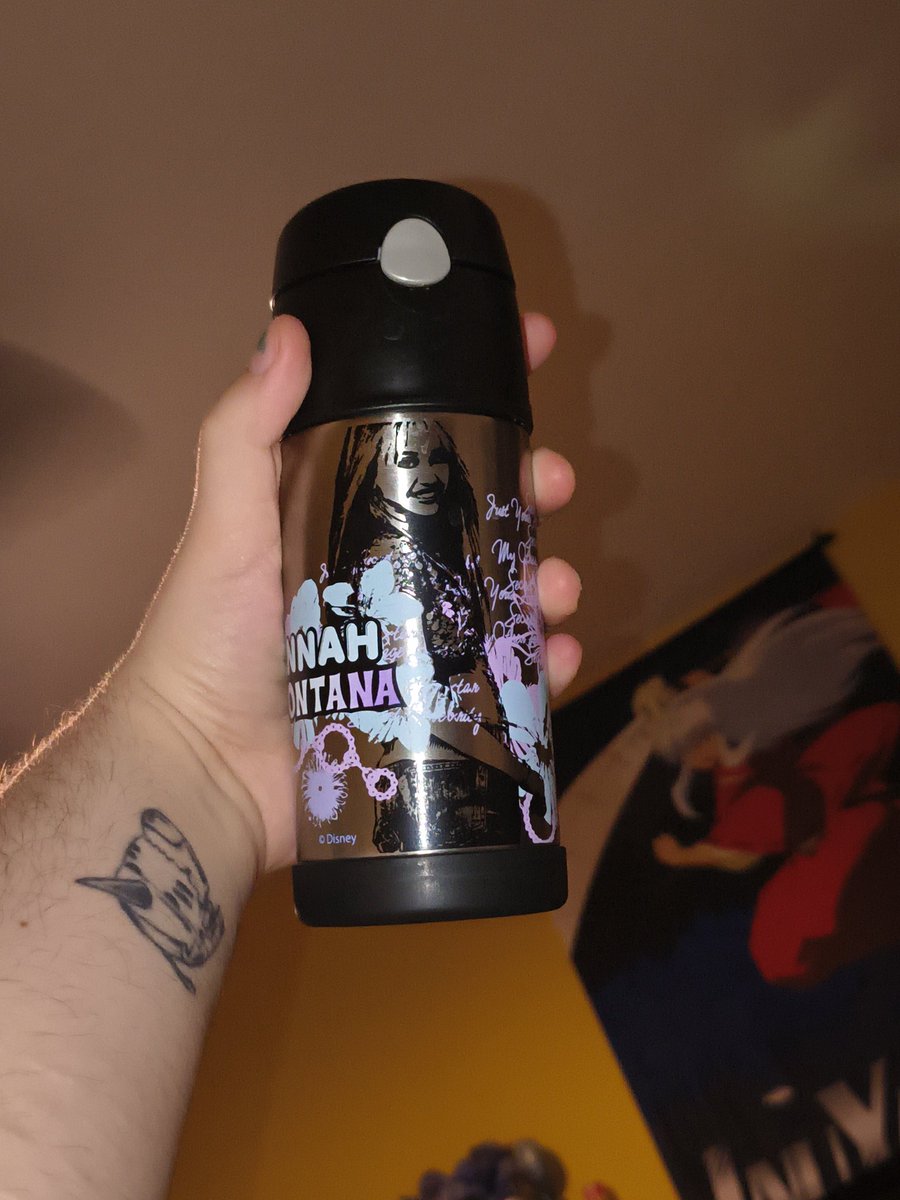 butchtoro's tweet photo. greatest purchase ever made #drinkingtea #yum https://t.co/ApbrNilJzu