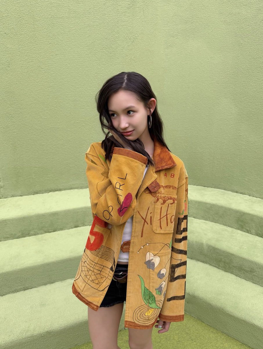 tuideimnida's tweet photo. 260809 #이하늬 Instagram Update

GRLS behind the scenes

#YIHANI #TUIDE #튜이드 https://t.co/wHvSu3lKXE