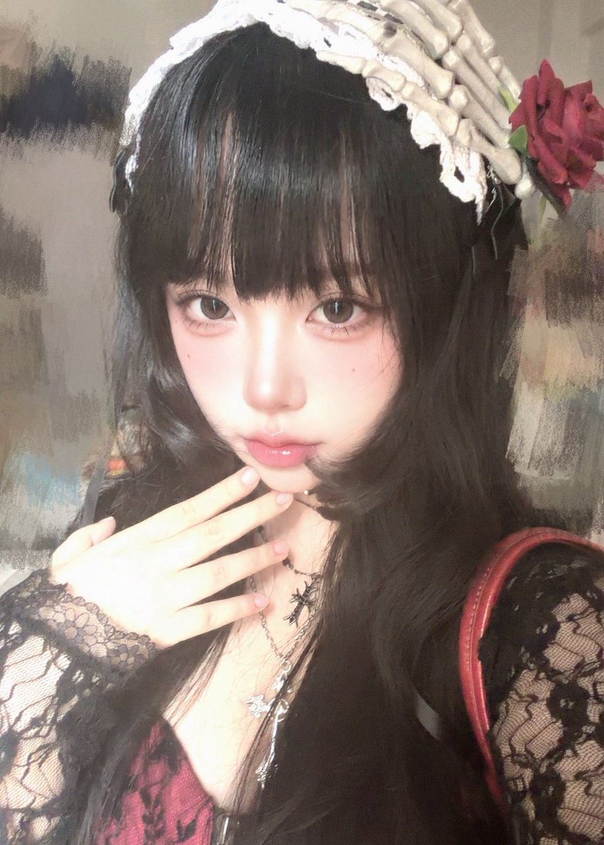 dy5566ty's tweet photo. 发了这张就被冻结了，我真的恨😭 https://t.co/LKPKqDhChw