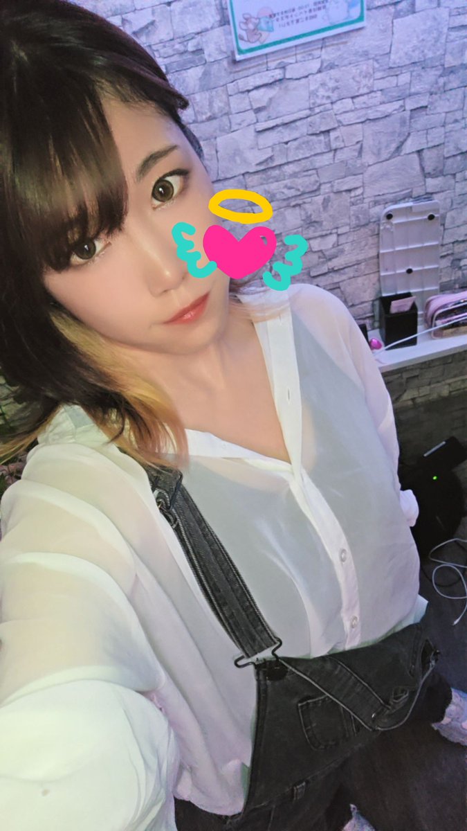 LOCO_toa's tweet photo. 8.9 おきゅ開始🎀

秒であらゆるところを蚊に刺された🦟痒い

 #コンカフェ  #自撮り界隈  #いいね返し https://t.co/zl5yS4XLMJ