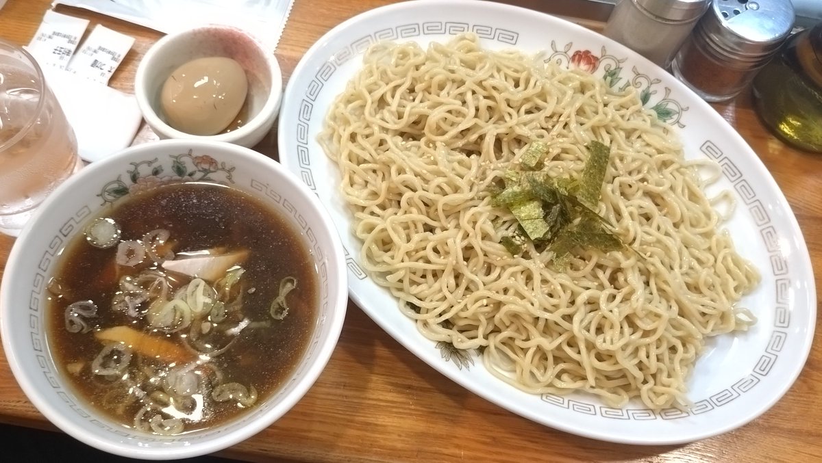 HCN03964932's tweet photo. 春木屋
荻窪

つけ麺大盛+味付玉子 https://t.co/KkG2wYXF1H