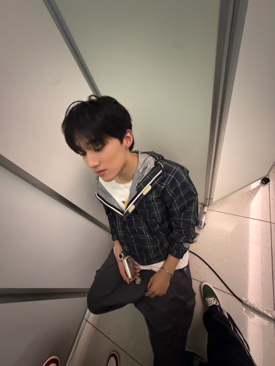 wildblue_ykme's tweet photo. [NAOYA]

今日もさんきゅ💫
思い出増えてきて最高〜✌️

#WILDBLUE #鈴川直弥 #NAOYA https://t.co/IeNs1po7DM