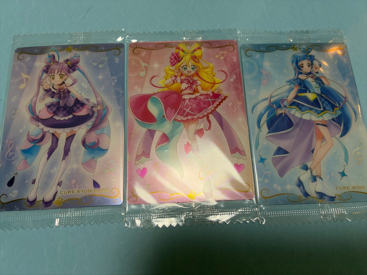 futa_kori's tweet photo. 譲　プリキュアウエハース
　　アイドル　ウインク　キュンキュン

求　３つで200円

13日池袋サンシャイン付近で手渡し
お気軽にお声掛けください https://t.co/v6M8fkJ30L