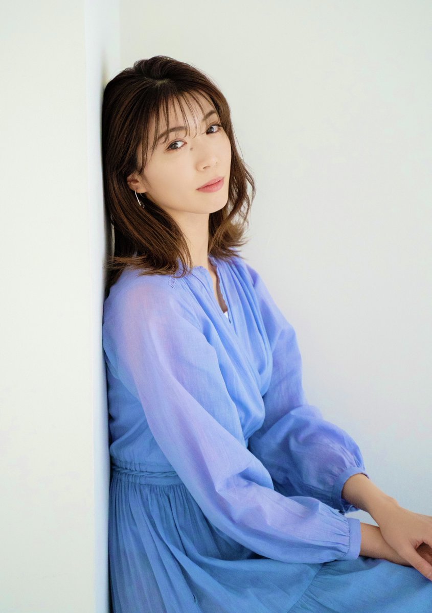 jidaigekich's tweet photo. ＼まだ間に合います💡／
 
本日8/9㊐深夜12時⏰締切🖊️
 
⚜️#華麗なる宝塚歌劇の世界⚜️
#有沙瞳 さん #綾凰華 さん への質問を募集中💌
 
番組初のWゲスト！
今まで聞いてみたかった質問や、
お2人へ伝えたい熱いメッセージなど…
ご投稿お待ちしております！
 
HPで受付中✍
https://t.co/vAB2LoBI8n https://t.co/r9hUV430Mx