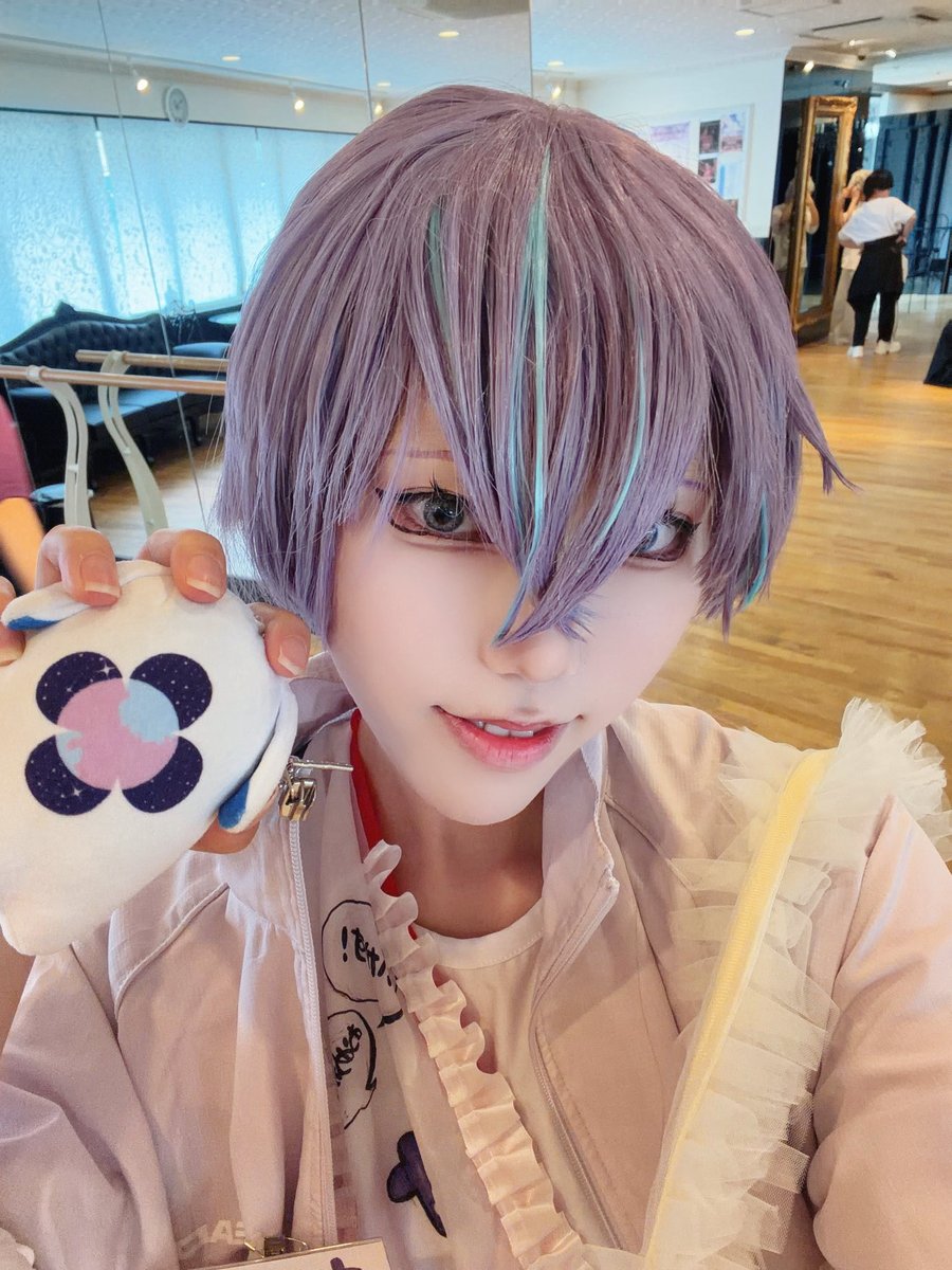ItoMaki_cos's tweet photo. ⚠️捏造ジャージ
せっかくだから自撮りもちゃんと加工し直して上げ直し〜✌️

#0802𝟸𝚓𝟹𝚓運動会 https://t.co/776QebkilW