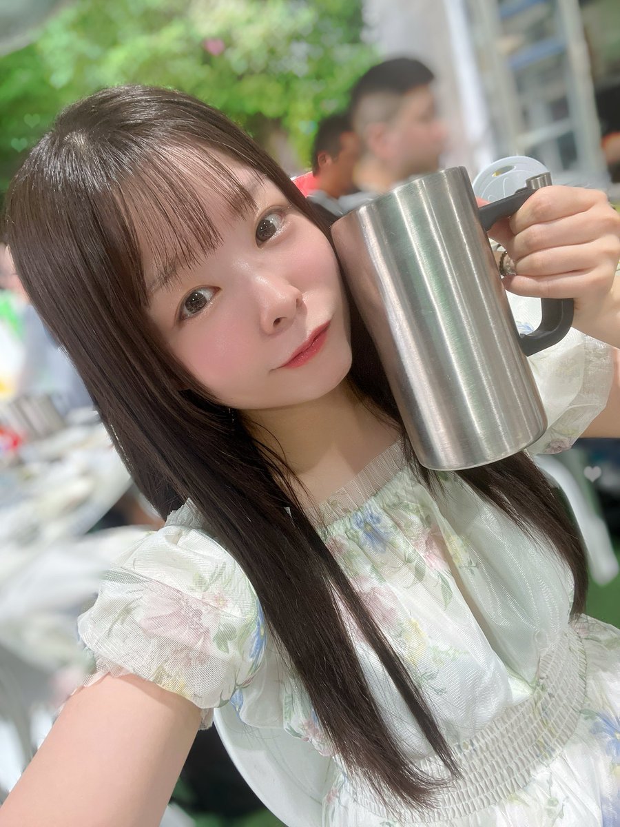 hiran_kagura's tweet photo. 2件目のリク撮はBBQでした🍖

昨年に引き続き声をかけてくださって
本当にありがとうございます🥰

普段BBQなんてしないから
こういう機会でBBQに行けるの
本当に楽しい🎶

いつも仲良くしてくれるお客さんに
演者さんたちもありがとう😆❤️ https://t.co/3iDq8D135K