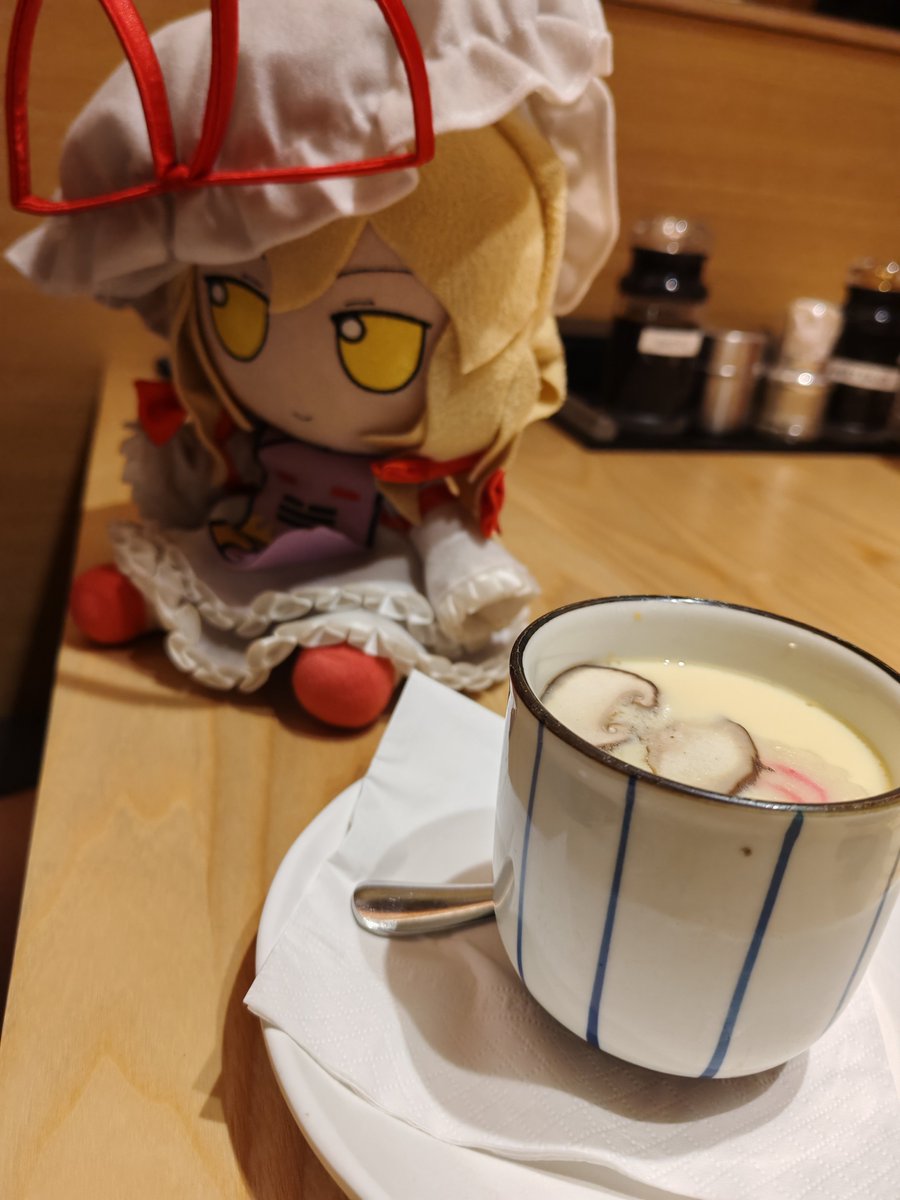 Mr_Fiend_04's tweet photo. Eating Dinner
#touhou #Fumo https://t.co/YxezpSjPKL