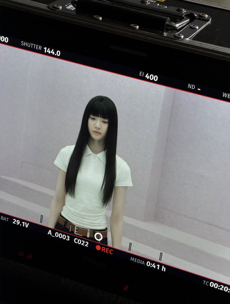 tuideimnida's tweet photo. 260809 #세아 Instagram Update

GRLS behind the scenes

#SEAH #TUIDE #튜이드 https://t.co/eLiE50FKAI