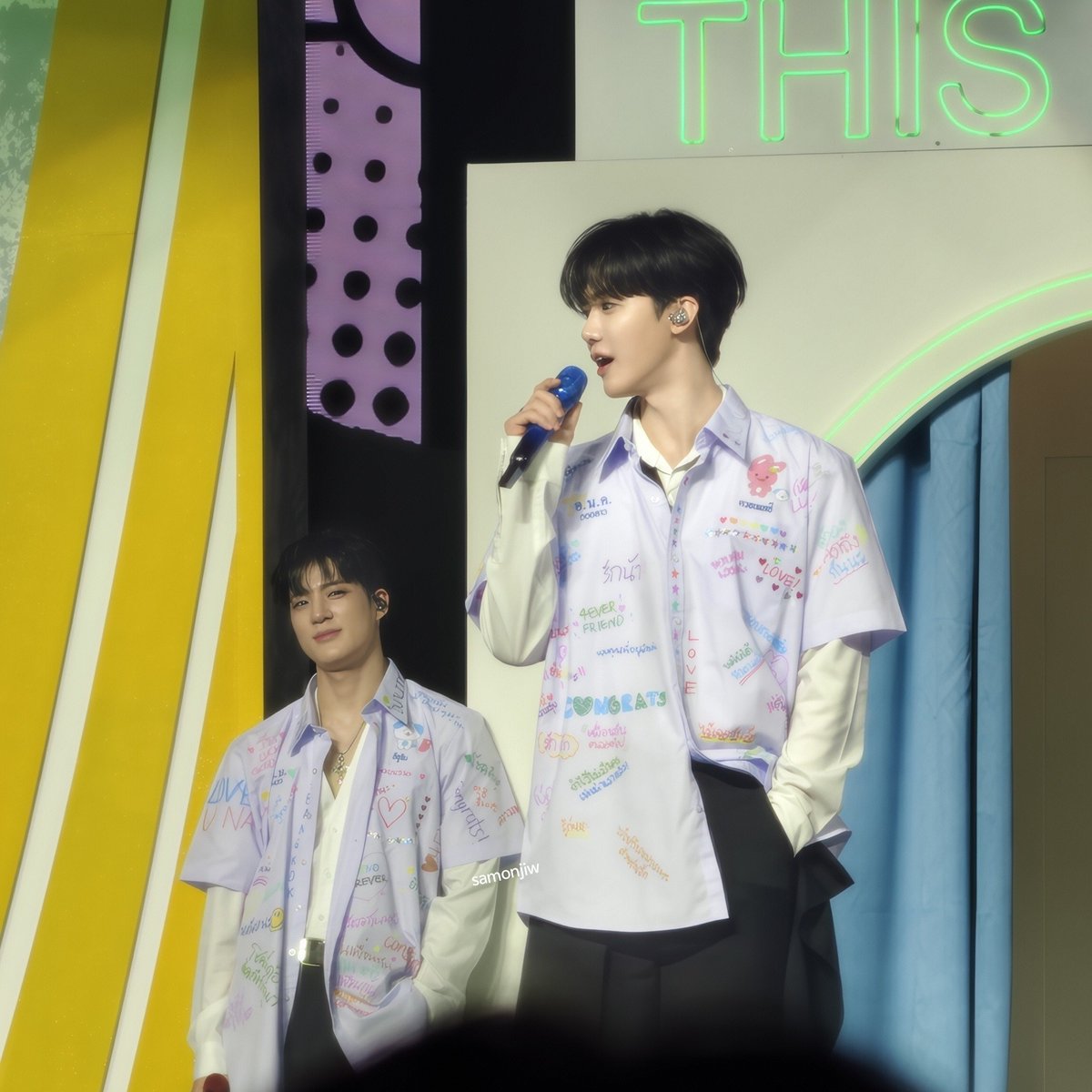 ssamonjiw's tweet photo. น่ารักมากกก ชุดนักเรียน😭💙🩷
#NCTJNJM_FANMEETING_TOUR #NCTJNJM_FANMEETING_TOUR_DUALITY #NCTJNJM_FANMEETING_TOUR_BANGKOK https://t.co/JZsiflTCU6