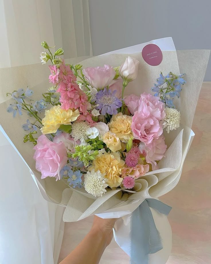 yooncmhae's tweet photo. @kazuhayii Happiest birthday to the prettiest swan princess in the world 💙💖 https://t.co/FXhM2JKu3k