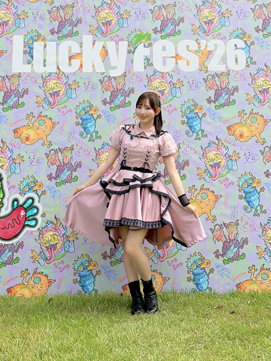 AoyamaNagisa's tweet photo. 「#LuckyFes'26」
夏フェス最高でした〜！✨
みなさんの声、すごかった…！！
全力で一緒に盛り上げてくれてありがとう☺️
また出演できるように頑張ります🔥

みなさん想像以上に体力を使っていると思うので、今日はたくさん食べて、よく寝てくださいね😚

葉月恋役💙青山なぎさ
#lovelive #Liella https://t.co/79cdUTzqp4