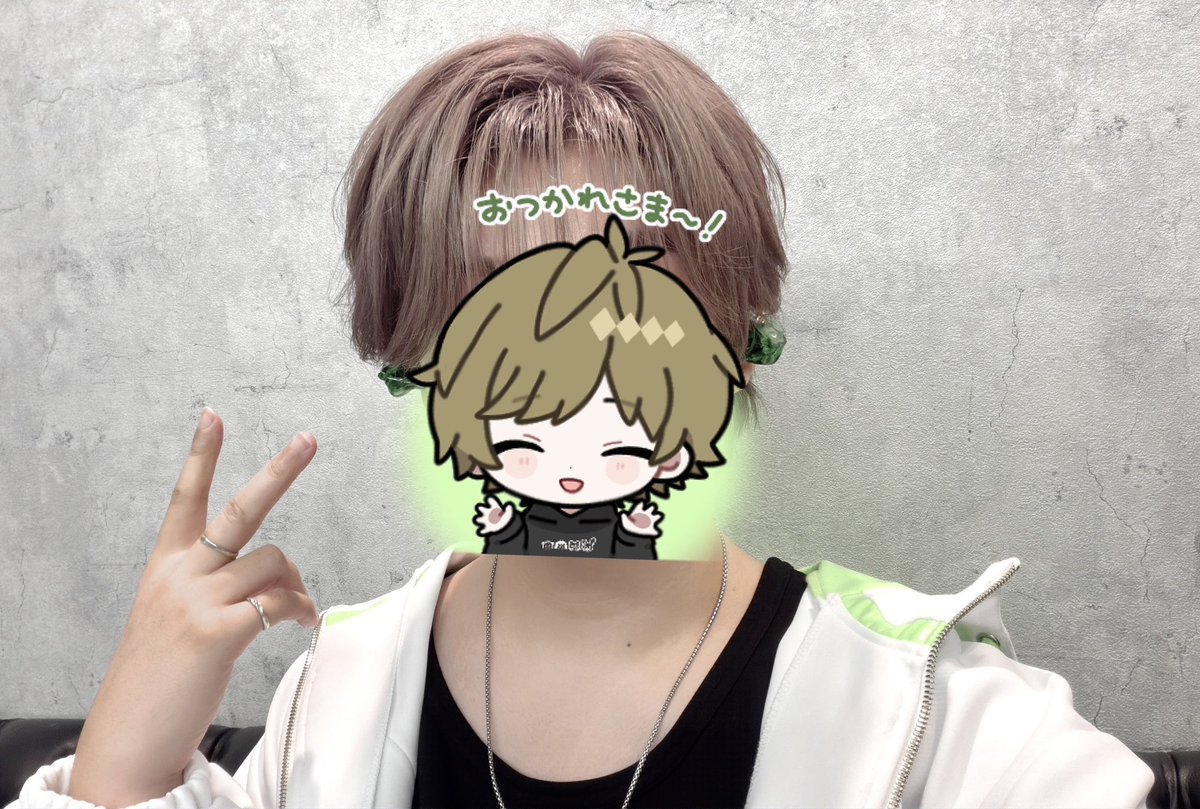 marugurit's tweet photo. クレノアサマーツアー広島、福岡の二日間ありがとう〜！！
楽しすぎて秒で終わってしまった...

ツアー行くとその街に移住したくなる男٩( ᐛ )و

次は名古屋大阪！　8月を楽しもう☺️ https://t.co/3OLrZE4FWQ