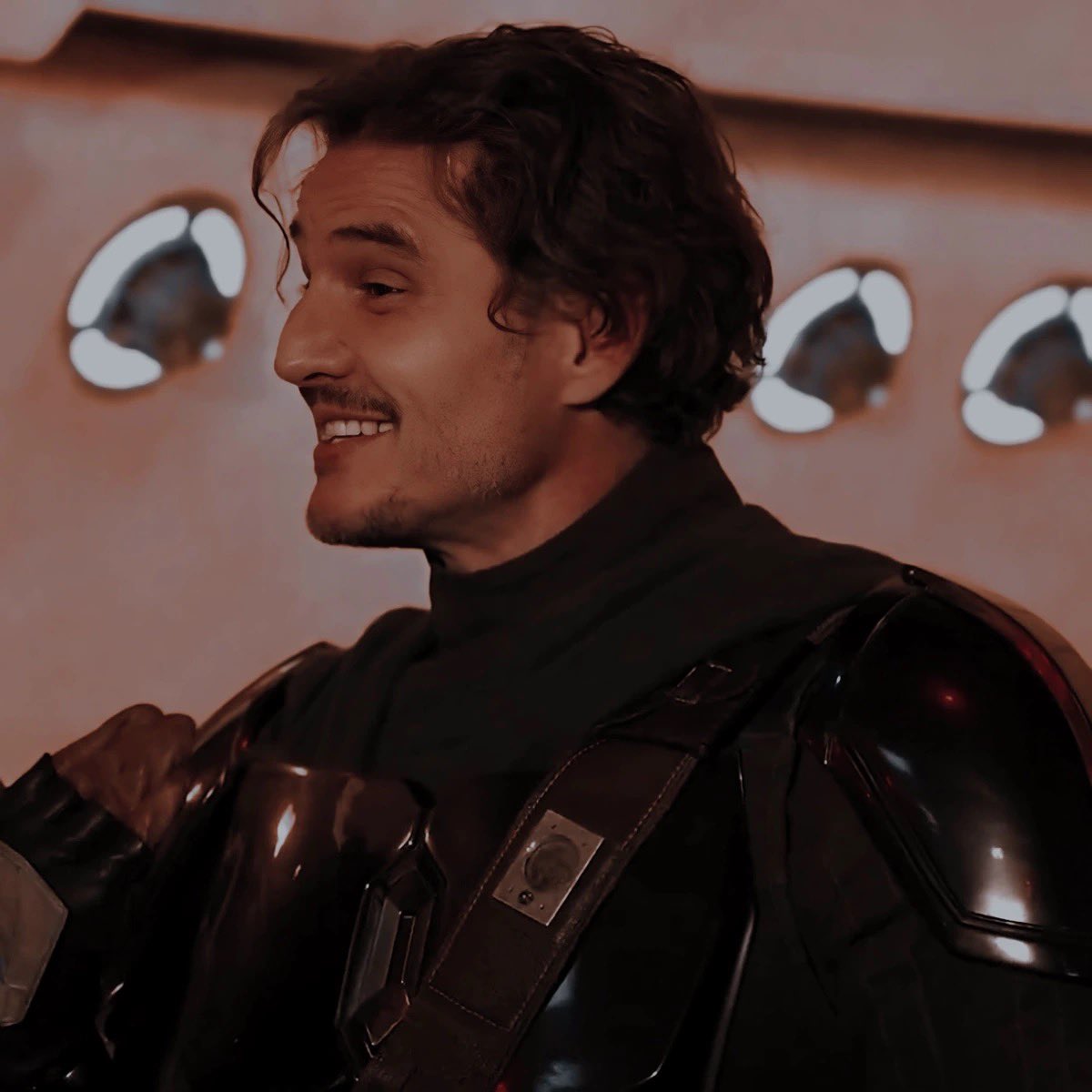 aurora_lilib's tweet photo. ヘルメットがあるが故に、ﾃﾞｨﾝｼﾞｬﾘﾝの可愛さやセクシーさが倍増していることは理解しつつも、ヘルメットオフの剥き出しのペドロ顔面ｼﾞｬﾘﾝにも気狂いしたかったよなぁ...と思うなど。 https://t.co/xuxqqYKucH