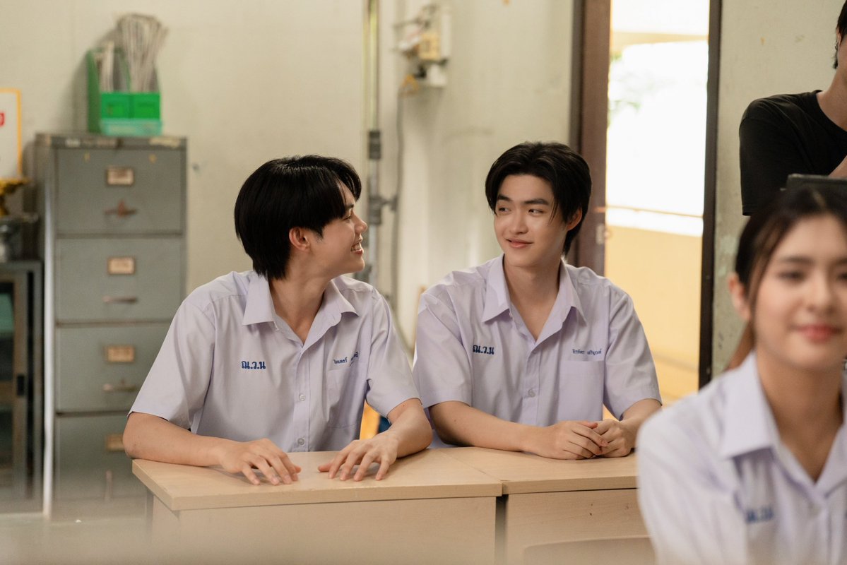 GoodBoySeries's tweet photo. [Q5] น้องจิและแก๊งห้อง7 มารายงานตัวแล้วค้าบบบ🫡

#GoodBoySeries
#GMMTV https://t.co/OTKdoBJhZM