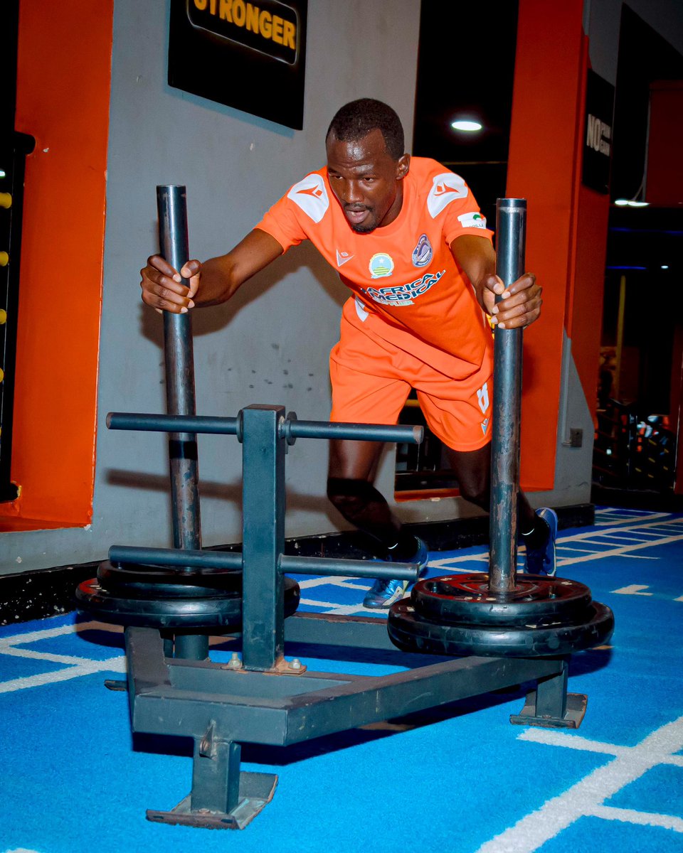 KigaliFC's tweet photo. Work doesn’t stop. 🏋️💪🏽️
Sunday gym session done. 🔥   #Preseason #citizen https://t.co/GKkddazh5O