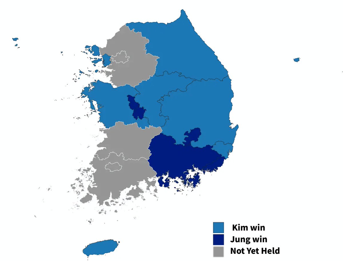KoreaElect69833's tweet photo. Democratic Party Leadership Race — Week 2 Results

Week 2
Jung Cheong-rae: 44.39%
Kim Min-seok: 48.54%

Regions voting this week included Gangwon, Jeju, Daegu, North Gyeongsang, and Incheon.

Cumulative results after Week 2
Jung Cheong-rae: 44.53%
Kim Min-seok: 46.01%

Jung won in Daegu, while Kim carried the remaining regions, allowing Kim to retake the lead after falling behind in Week 1.

However, the race remains highly unpredictable, as the regions voting in Week 3 — Seoul, Gyeonggi, and the Jeolla region — account for more than 70% of Democratic Party members. 

Public opinion polling will also be factored into the final result, which could become another major variable.

Kim, who has emphasized stability under President Lee Jae-myung and a centrist, pragmatic approach, is confident of victory in Honam, traditionally the Democratic Party’s strongest region.

Jung, meanwhile, has campaigned on grassroots democracy and opposition to the party’s centrist-rightward shift, and is confident that he can prevail in Seoul and the broader capital region.

With both camps expecting the decisive final round to favor them, tensions between the two sides continue to rise.