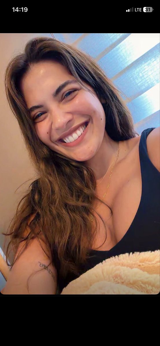 serpiillll's tweet photo. Ateş ediyor güzeliğiyle Allahım çok güzelsin 🧿💜💙 https://t.co/dQQZbN0V2M