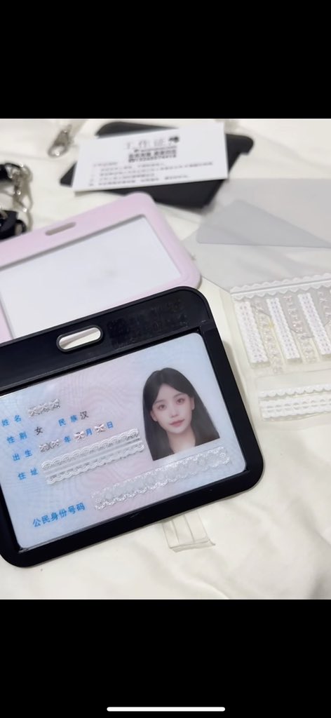 Susan2421356987's tweet photo. 新人刚玩X

谁要锐评一下艺术系女大的福照吗🥳

有人看吗  要删了呢…… https://t.co/aFeF6MIf54