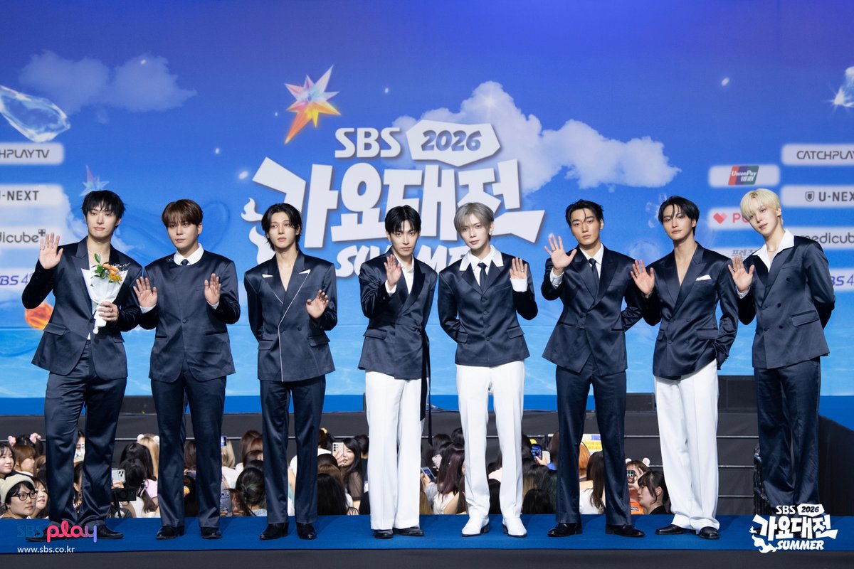 inga_sbs's tweet photo. 📍2026 SBS 가요대전 SUMMER🍦

에이티즈 (ATEEZ) - 블루카펫 포토📸

MORE🔗
https://t.co/ROqAg6f2ga

#SBS가요대전 #2026SBS가요대전SUMMER #2026SBSGAYODAEJEONSUMMER #에이티즈 #ATEEZ @ATEEZofficial https://t.co/4uQ3GwMoyQ