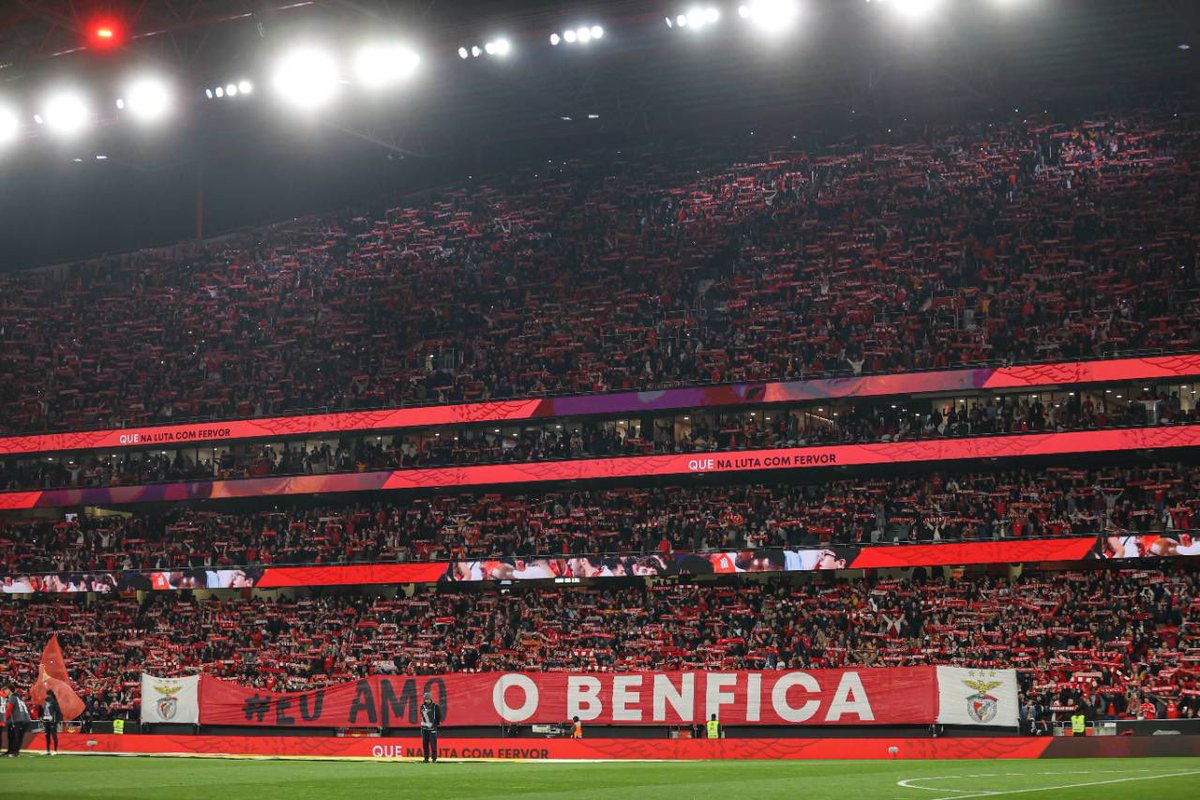 jnoronhalopes's tweet photo. Começa hoje o campeonato que mais queremos ganhar. Os nossos rapazes já mostram que há Benfica nesta equipa. 

Fizeram-nos jogar à porta fechada mas, depois da goleada contra o Hearts, vamos abrir as portas de todos os títulos. 

Ninguém pára o Benfica! A conquista do 39 começa agora!
