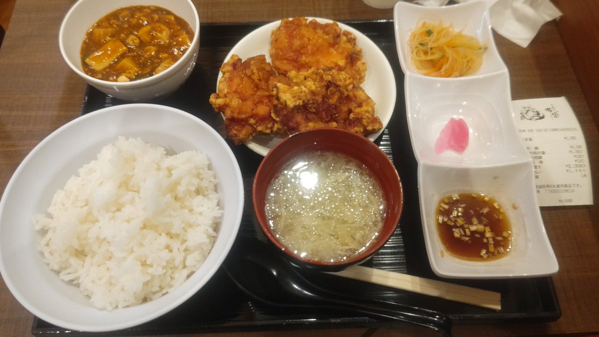 sam_1090's tweet photo. 以前気に入りすぎて3日連続で食べた布袋のザンギはやっぱり安定のうまさでした！！！ https://t.co/zNxx6U6l1F