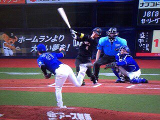 jam7710's tweet photo. 近本ホームランｷﾀ━(ﾟ∀ﾟ)━!!
#阪神タイガース https://t.co/VqEJnBCryY