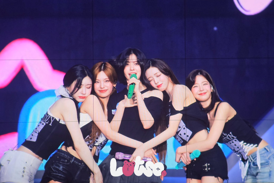 itzypopbase's tweet photo. ITZY’s Chaeryeong on ITZY’s bond as a group:

“We will be together until we die because we’re bonded as a team.” https://t.co/lmO8kjrVb9