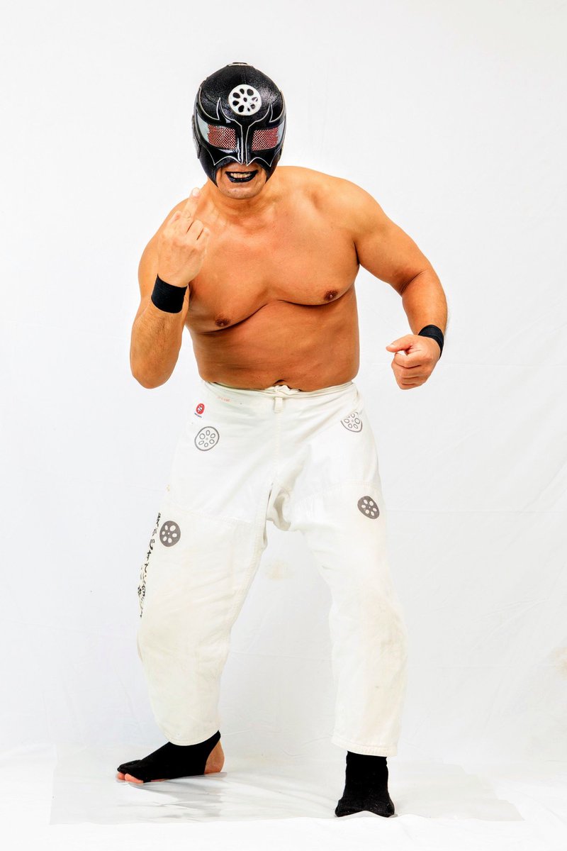 Takaha_shit's tweet photo. 2026年8月30日(日)
第3試合に出場します！
KASAMANIA 2026
笠間ショッピングセンター ポレポレシティ イオン笠間店セントラルコート
■観戦無料

■第3試合 タッグマッチ(20/1)
ナカタユウタ＆ワイルドポニー
vs
塙純一＆スーパー・レンコン・マシーン https://t.co/8ywMuiKZ1V