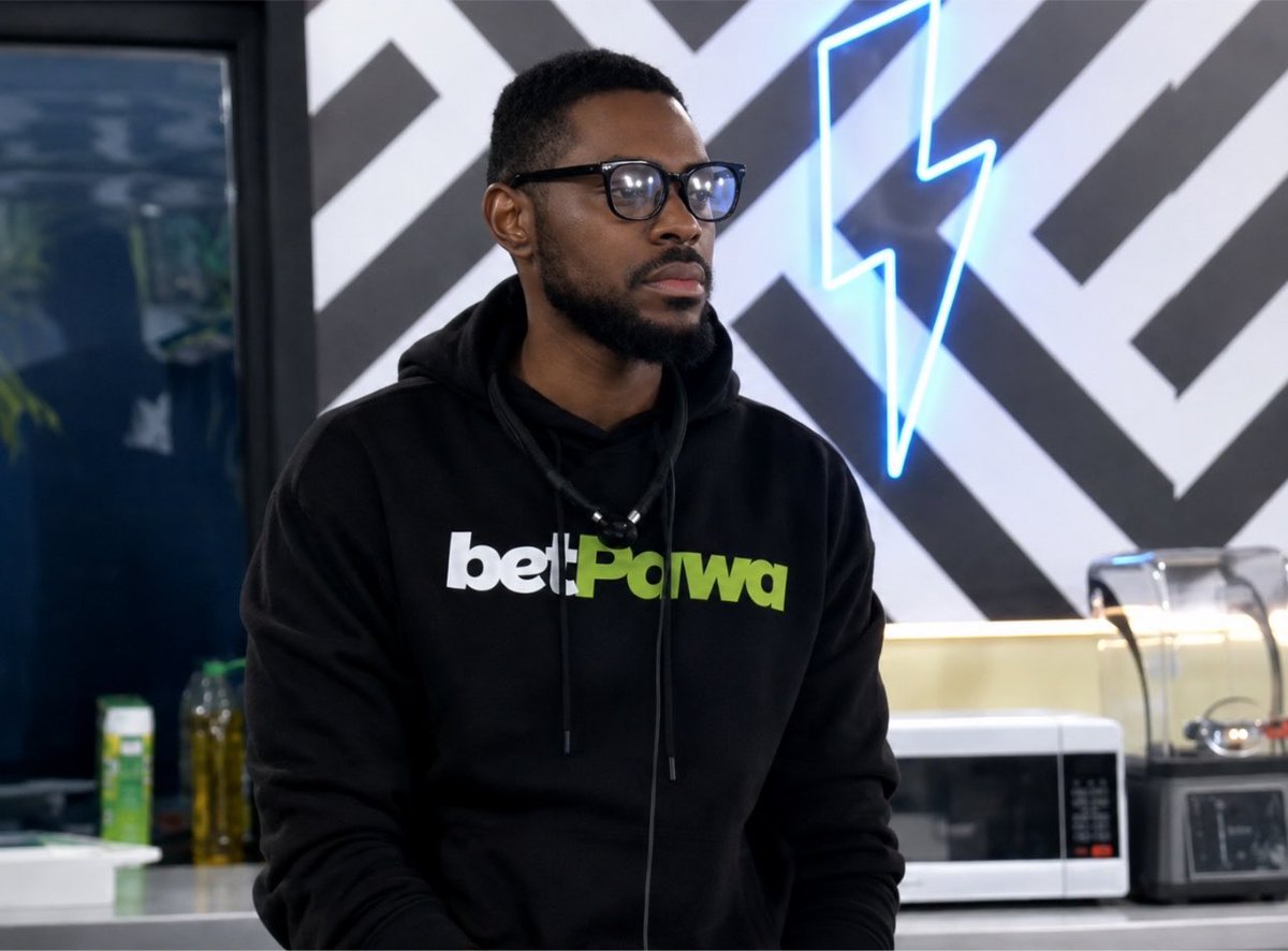 just_me_YES_ME's tweet photo. Ricky fans this is how to trend tags 👇

Today’s tags are… give me 100 comments and retweets with the tags!!!!! Let’s go 🔥🔥🔥🔥

RICKY THE GOAT
#RICKYX160M 
#PatrickJumbo 
#BBNaija https://t.co/I3vgzhHTdb