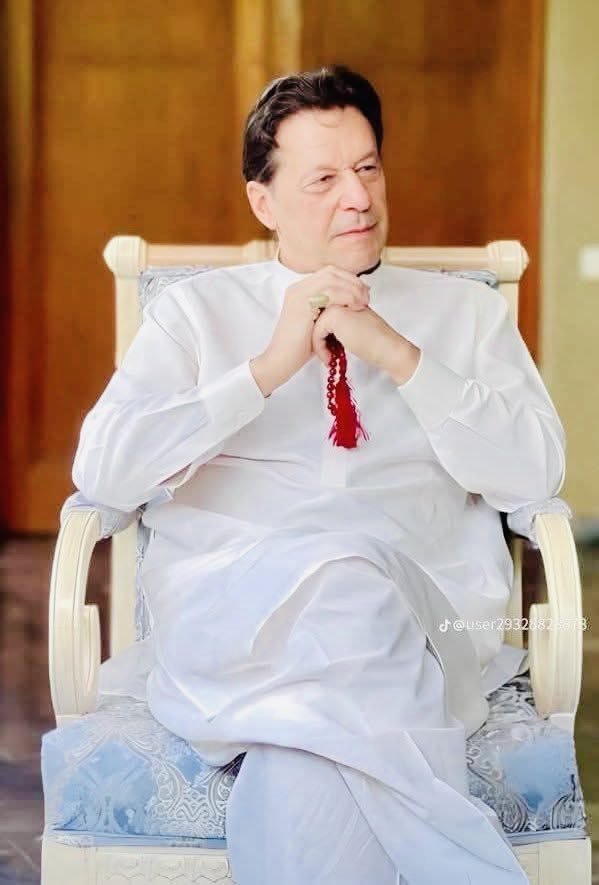 GQ_14_'s tweet photo. Millions of hearts are heavy today. Keeping the nation in the dark regarding Imran Khan’s medical condition is unacceptable.

 #ImranKhanHealthMatters https://t.co/sHdzT3Dl2z