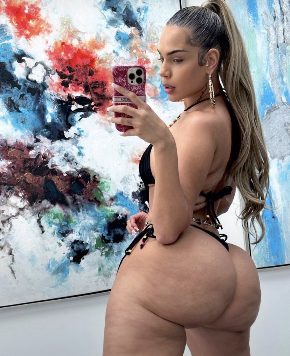 GlamHub16's tweet photo. https://t.co/7IA1IEx50e
https://t.co/7IA1IEx50e 👈click here to meet hotties🥵🔞🥵 https://t.co/YrpH2T18n5