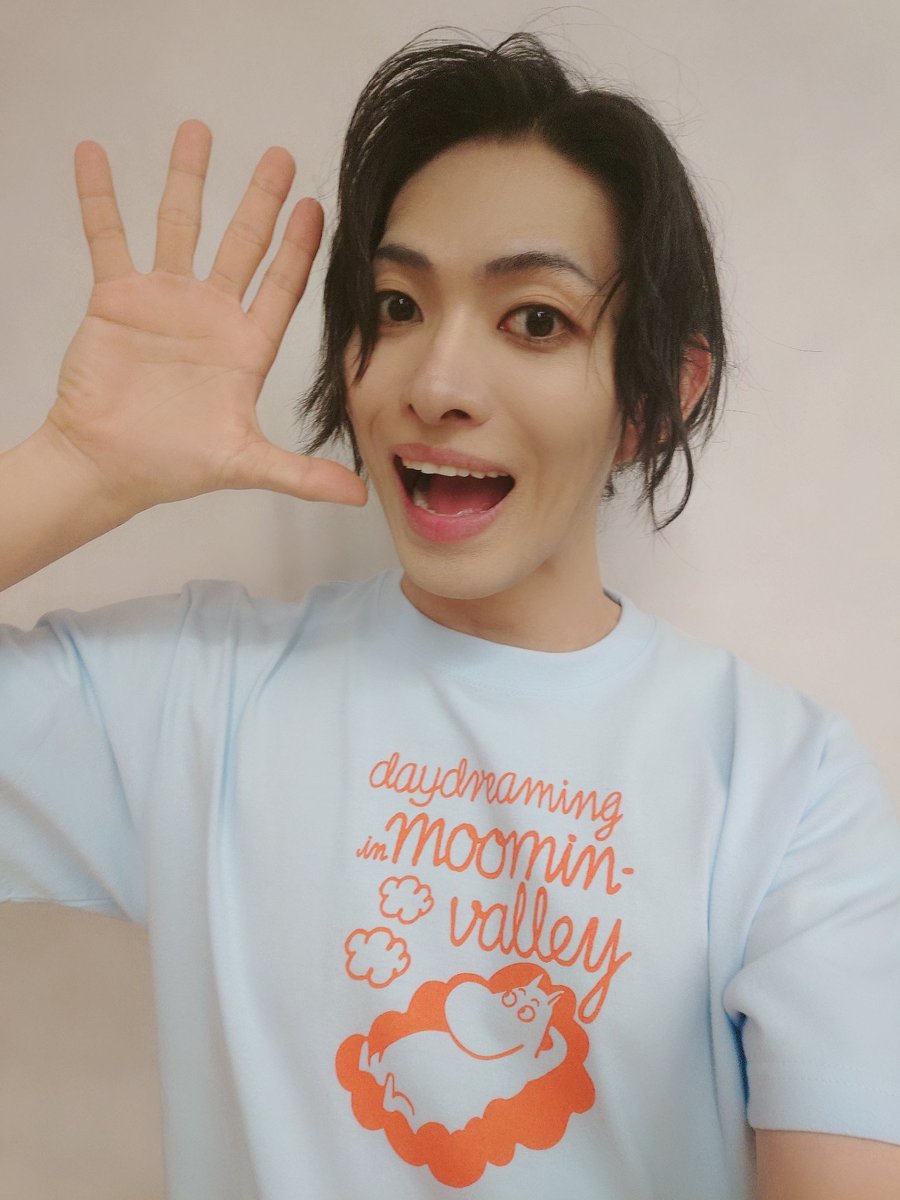yukikan_no's tweet photo. ムーミンの日スペシャルイベント2026

昨年に引き続き、加奈子ちゃんと
司会を担当させていただきましたっ

「ムーミン谷の彗星」の世界へ
皆々様と共に旅できた今日は
最高の1日でした🎶
ありがとうございました！！

あらためて
#ムーミンの日
おめでとう！！

一緒にパシャりん🎶
#ムーミンの日2026 https://t.co/nRmi7WPPPn