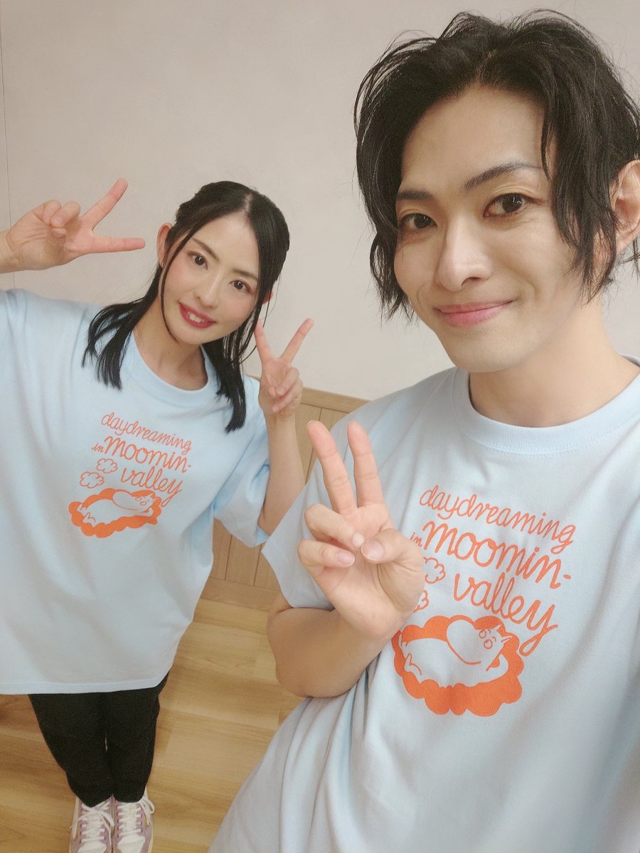 yukikan_no's tweet photo. ムーミンの日スペシャルイベント2026

昨年に引き続き、加奈子ちゃんと
司会を担当させていただきましたっ

「ムーミン谷の彗星」の世界へ
皆々様と共に旅できた今日は
最高の1日でした🎶
ありがとうございました！！

あらためて
#ムーミンの日
おめでとう！！

一緒にパシャりん🎶
#ムーミンの日2026 https://t.co/nRmi7WPPPn