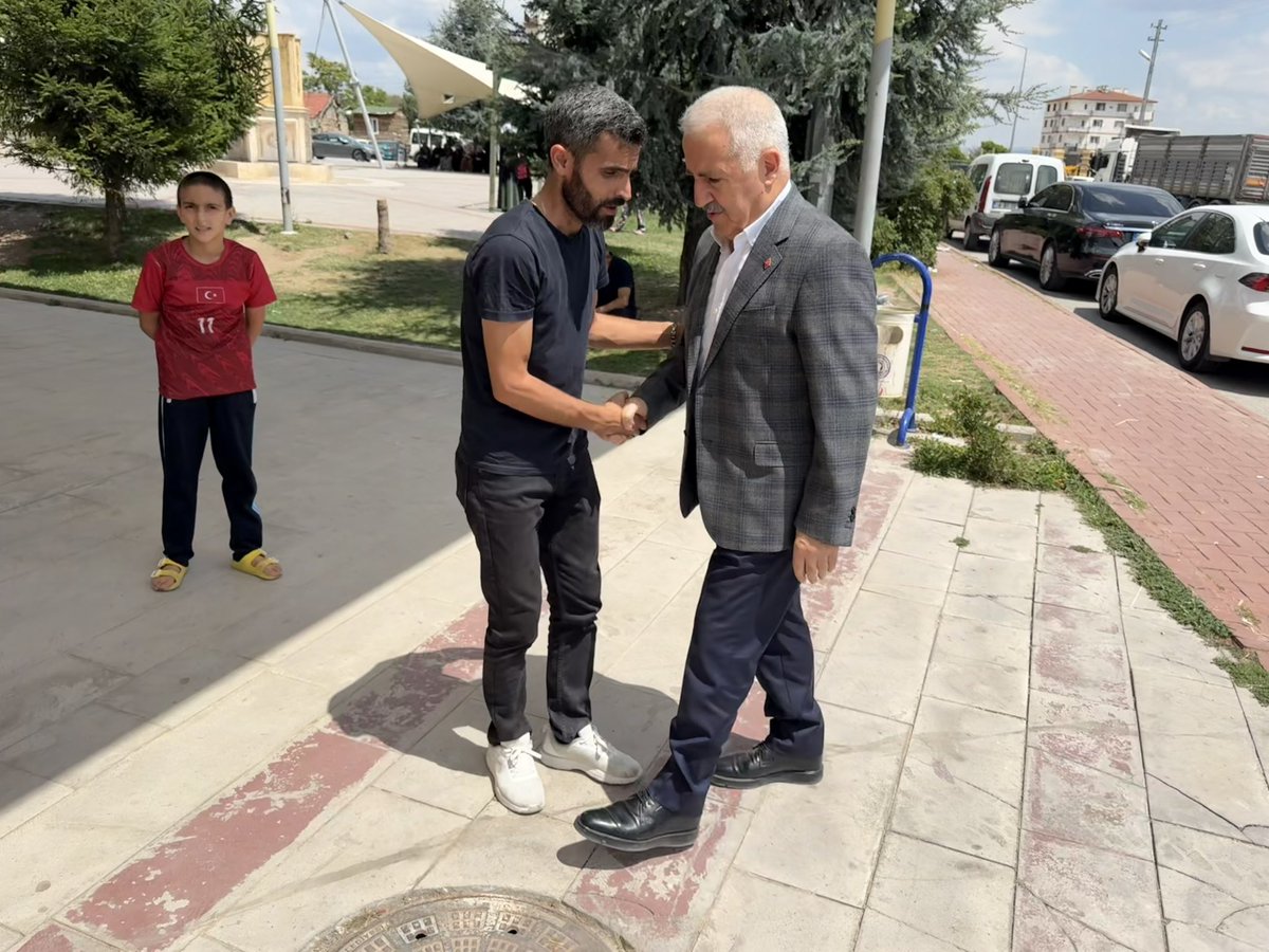 ahmetarslan36's tweet photo. Kahramankazan TÜGVA İlçe başkanı Burhan Aslan’ın vefat eden annesini Kahramankazan’da Hakk’a uğurladık.

Merhumeye Allah’tan rahmet; Burhan başkan başta olmak üzere ailesine ve yakınlarına başsağlığı ve sabırlar diliyorum. 

Ruhu şâd, mekânı cennet olsun inşaallah. https://t.co/kmHmzQhgFk