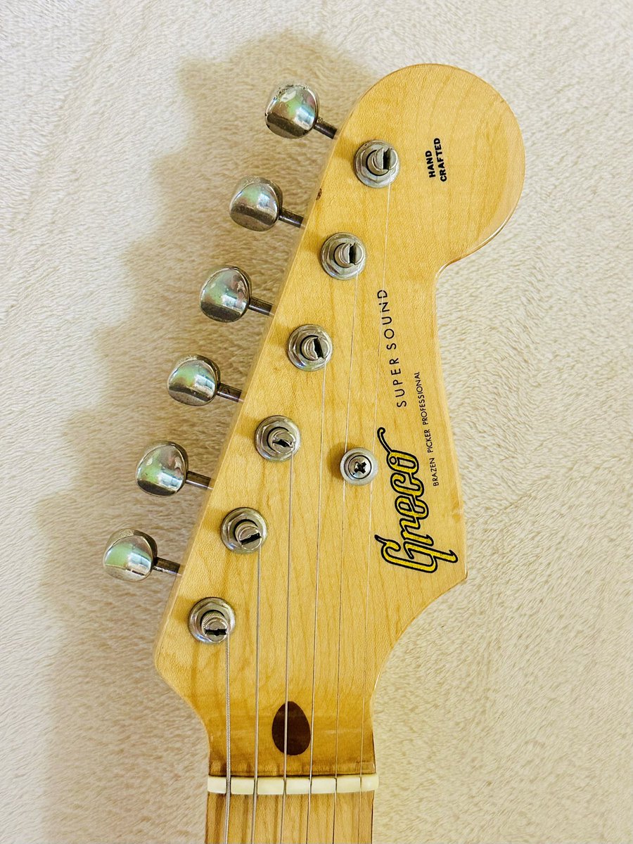 brokendoll_ken's tweet photo. 大切にしてた1978年製のギター
オークションで100円スタートで出品❗️
あと2時間で終了です。
Greco SE500 Super Sound 1978年製 

ヤフオク↓
https://t.co/I6xgdkOeoH

#中古ギター　#ギター　#ギタリスト　#グレコ　#greco #guitar #guitarist #vintageguitar #楽器　#リサイクル　#昭和　#レトロ https://t.co/JRDc7jMsFx