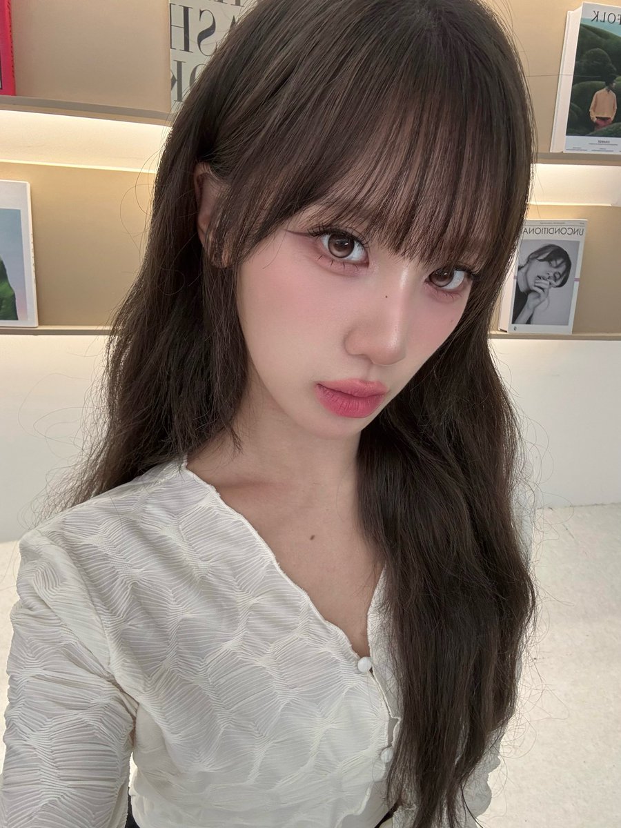 i29885's tweet photo. 긴머리소녀를보녀주려고합ㄴ다... https://t.co/Dhfb4twjnl
