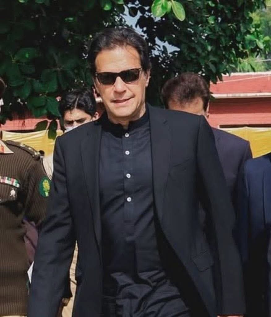SaimaTahir_PK's tweet photo. We Want Imran Khan For Pakistan♥️💚🇵🇰
#ImranKhanHealthMatters https://t.co/7etPhSFquP