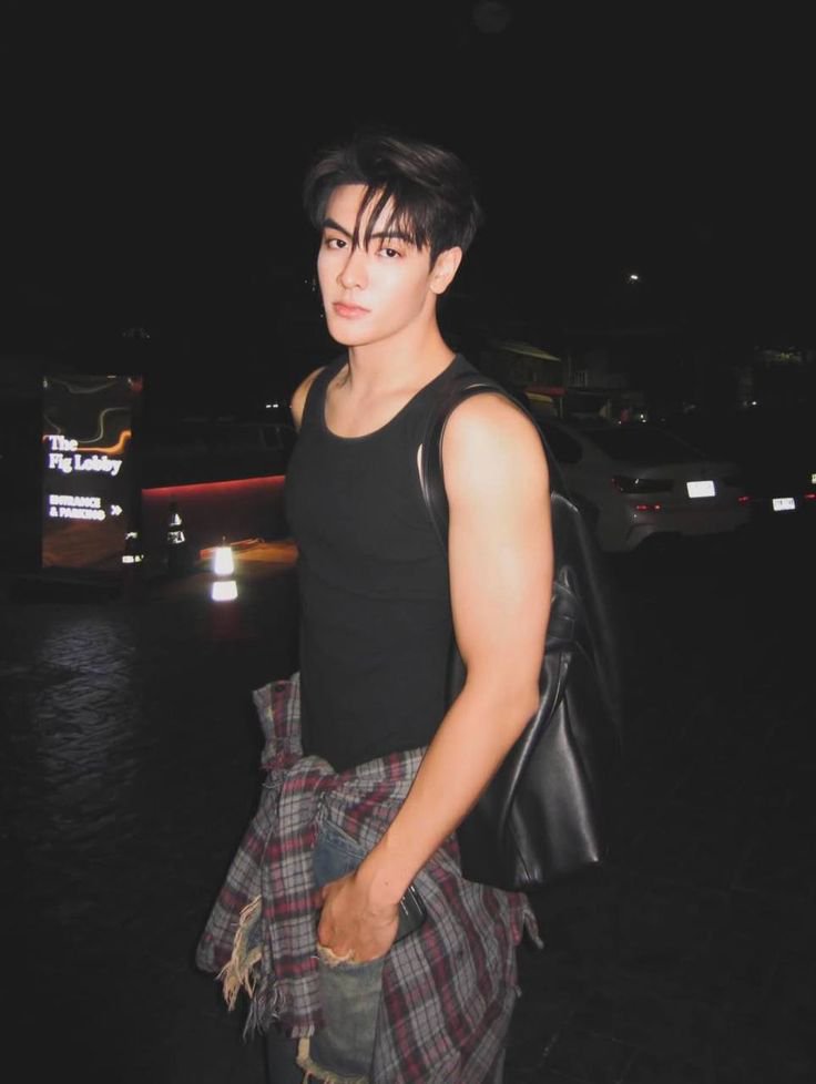 NitneyJD's tweet photo. @eig1298033 Ada ini real didunia nyata @ChenRcj https://t.co/4mPCFp2tGk