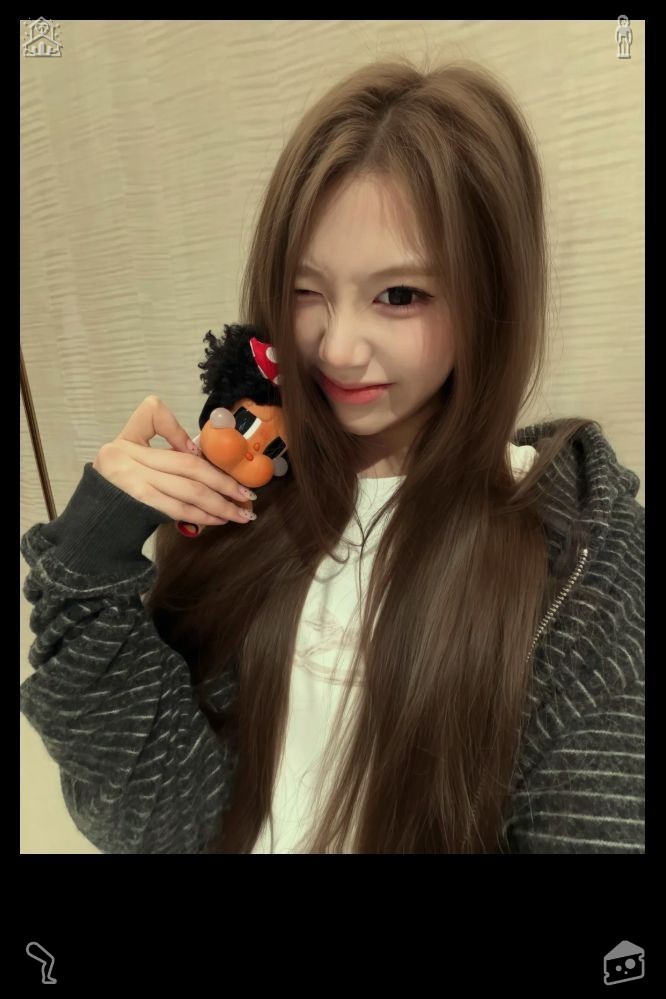 ATkouboux2yf's tweet photo. Badminton ignites a drive to push beyond limits and embrace challenges. When up against tougher rivals or tough match conditions, players boldly seize the offensive, striving to overcome barriers and sustain a forward-looking mindset both on the court and in everyday life. 🌅 As https://t.co/C6EpgBjK9W