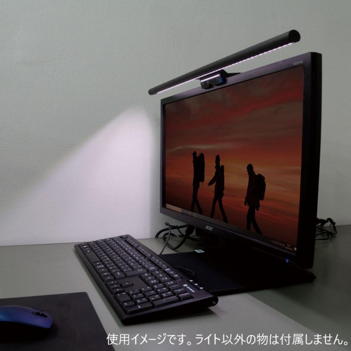 gaimshop's tweet photo. デスクまわり、暗くない？💡
ELPAのUSBモニターライト「EML-DP01(CG)」なら、モニター上に置くだけで手元を明るく✨
PC作業や勉強のお供に◎
デスク環境を整えたい人はチェック👇
https://t.co/jhbeqbjsyo

#ELPA #モニターライト #デスクライト #デスク環境 #PC周り #在宅ワーク #テレワーク #勉強机