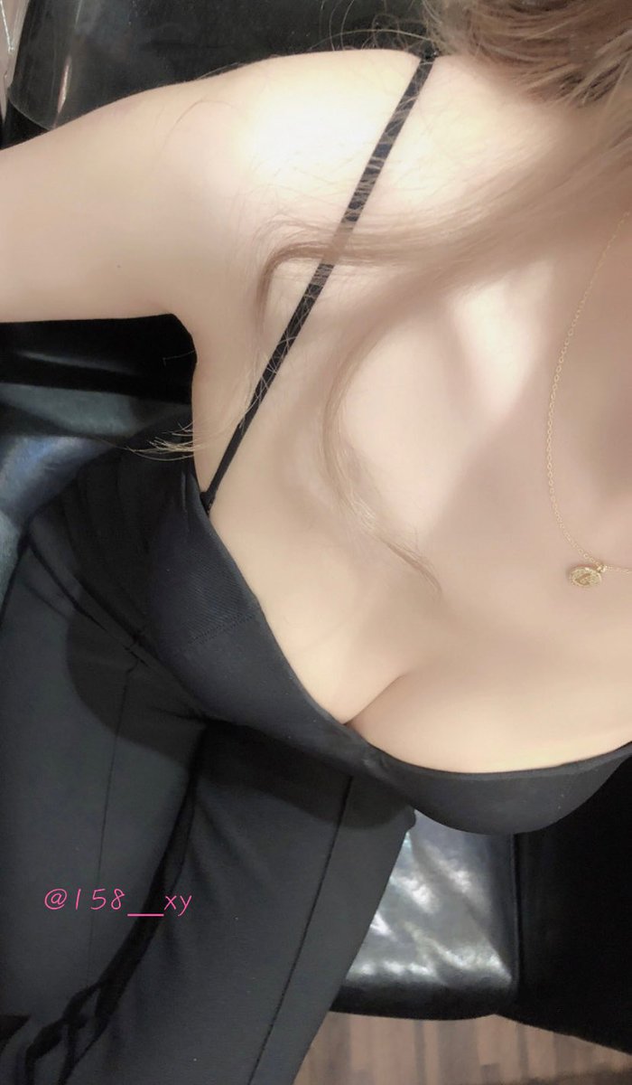 toshi05025764's tweet photo. 今天到公司開會就穿這身出門啦😛
#屏東約 #互相取暖 #想約私我 #台南 https://t.co/7ADlkVmLOr