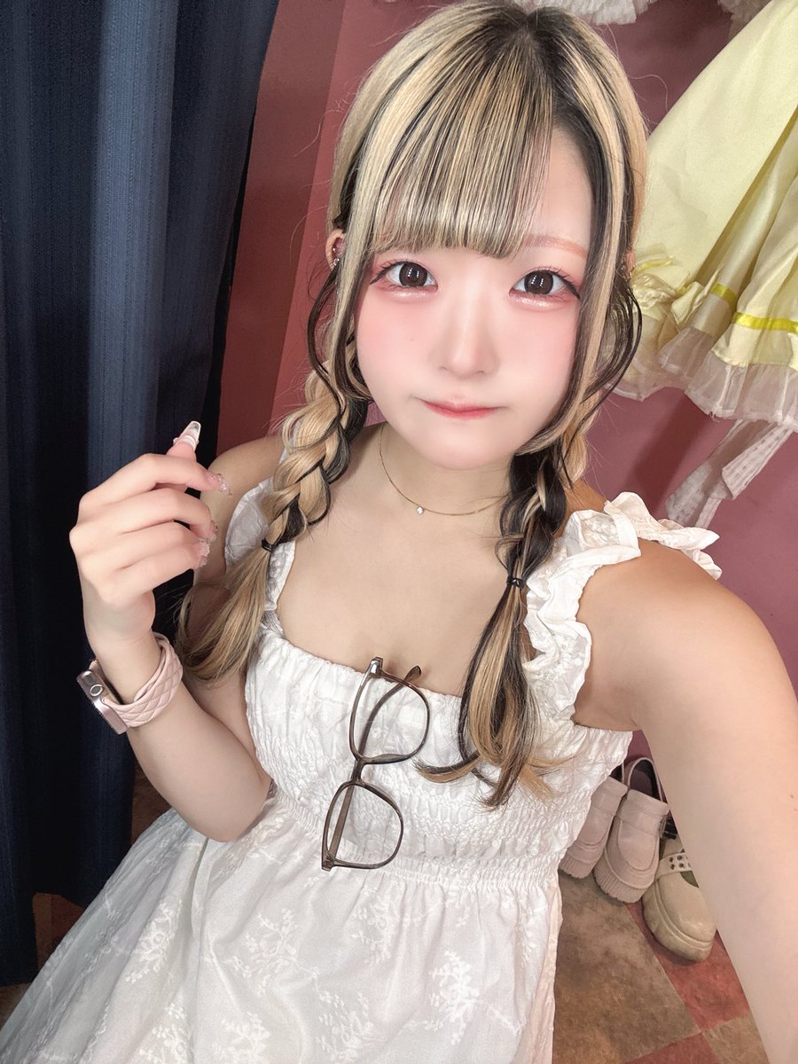 p___marin's tweet photo. 本日20-Lでいてまち❣️
海の日イベント☀️☀️☀️
流しそうめんきゅうりありますょ➰🥒
#大阪コンカフェ #自撮り界隈 #いいね返し https://t.co/LsijNz6SdF