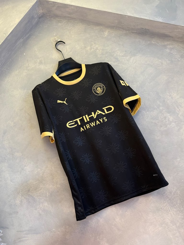 He_isAJ's tweet photo. CLUB AWAY JERSEY 26/27 SEASON 

M-2XL

🏷️ 18,000N https://t.co/NSimVak1st