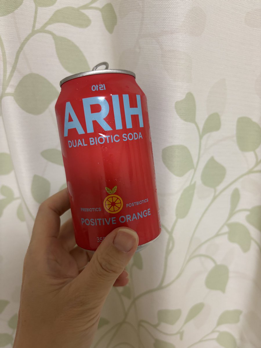 ckk_skywalker's tweet photo. 釜山行った時に買ってきたARIH
🍊POSITIVE ORANGE
甘いジュース https://t.co/9WPVWGixWL