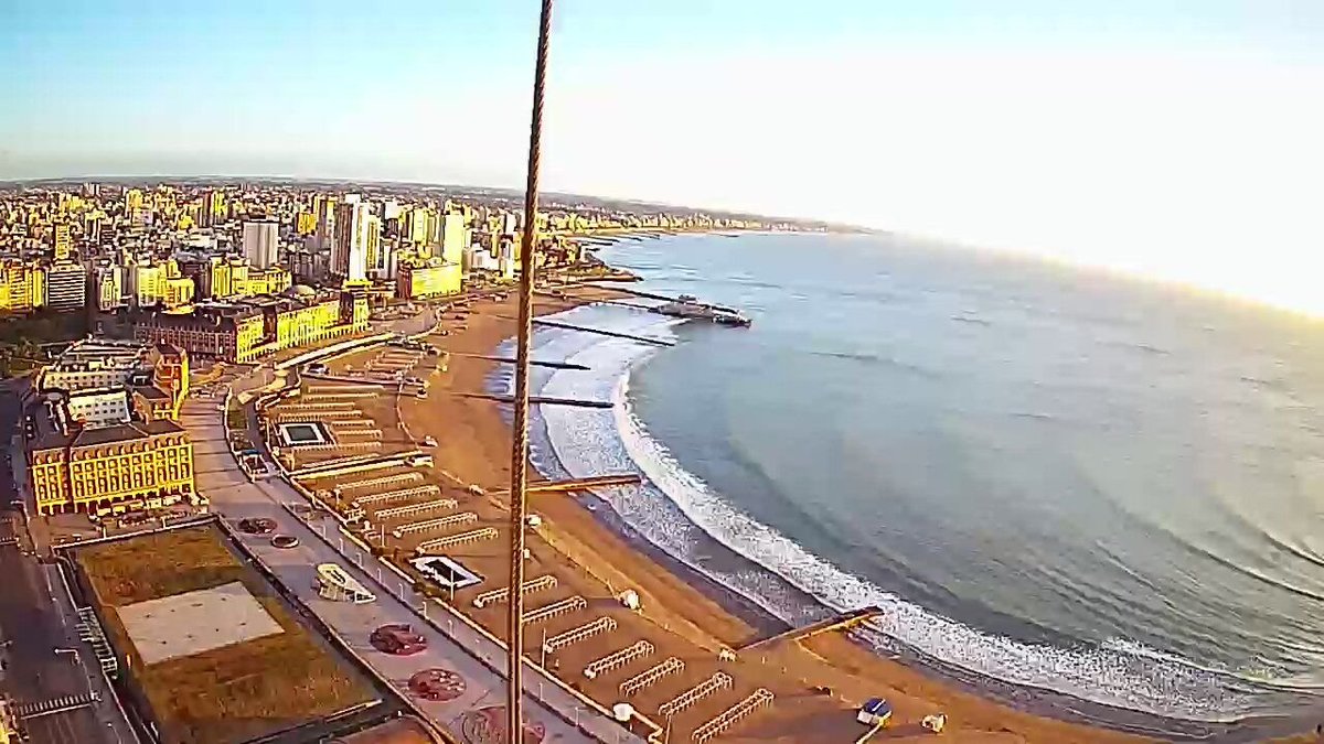 MaximilianLex4's tweet photo. Mar del Plata ahora 6 grados, y vientos a 28 km la hora, tal como la ves! #Argentina 🇦🇷 Buen domingo amigos y seguidores! https://t.co/AMDKyOxatq
