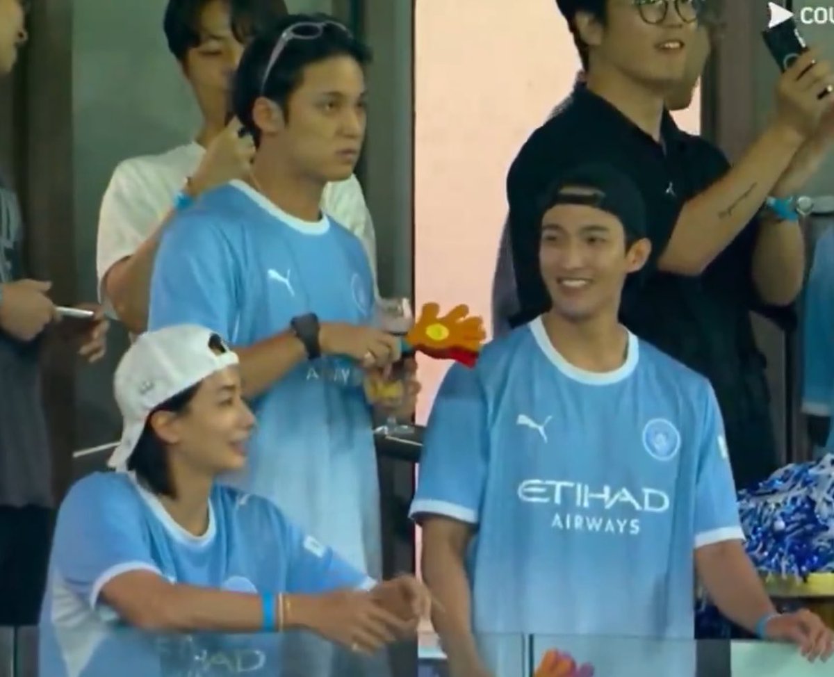 KyeomsBaekery's tweet photo. dokyeom jeonghan mingyu at a twice concert and a soccer match between manchester city and atlético madrid… these three will watch literally anything together🥹🤍 https://t.co/kPhNtDhmjt