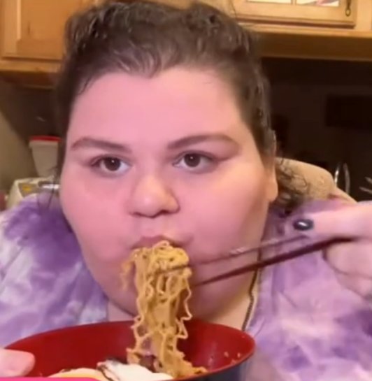HellaLayzee's tweet photo. Haters will say this is for the feeders. 🖕🏽
#qlr #quirkyloverosee #deathfat #gorlworld #tummytime #remily #BarryIsRemilysMomma #bellyplay #fupa #fatspo https://t.co/F5gQstNl5s